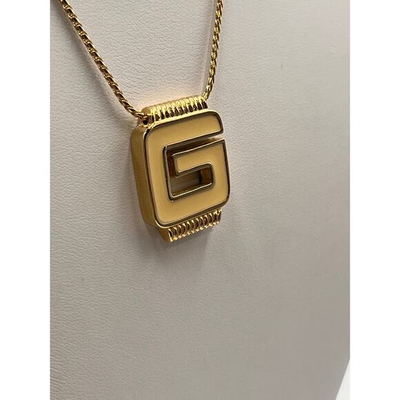 Givenchy Bijoux Paris New York Designer Gold Plated Cream Enamel G Necklace New - Picture 9 of 11